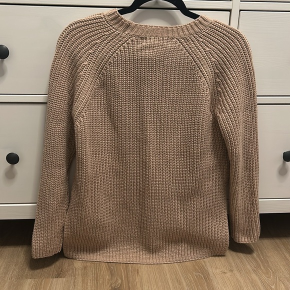 Pink knit sweater - Picture 2 of 4